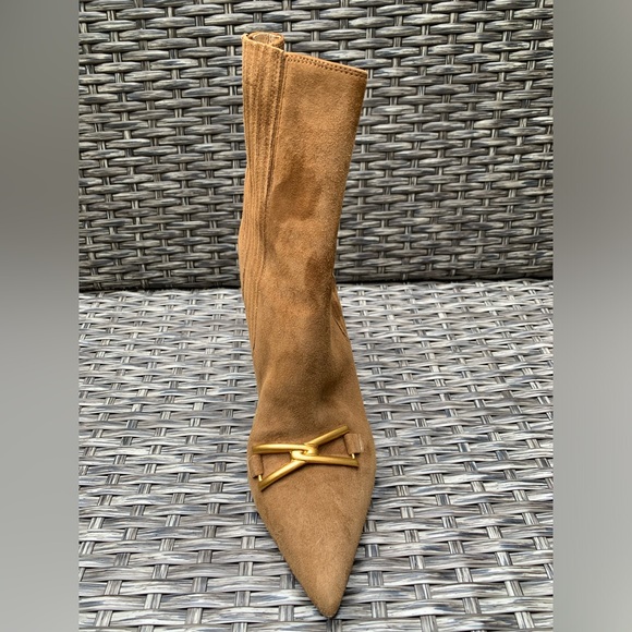 Veronica Beard Suede Booties in Camel - Size 8 - - Picture 5 of 8